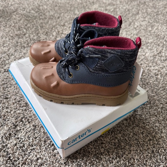 NEW! Carter's Kids Boots in Brown and Navy - Picture 1 of 5